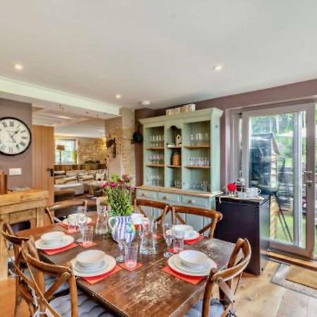 Luxury Country Cottage With A View Enstone Exterior photo