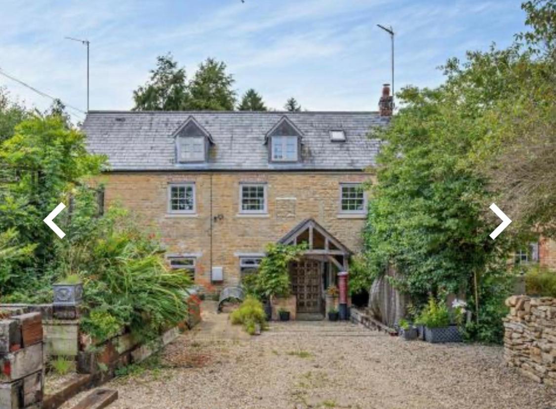 Luxury Country Cottage With A View Enstone Exterior photo